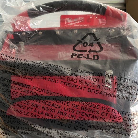 Milwaukee PACKOUT 15 inch Tote - Picture 3 of 3